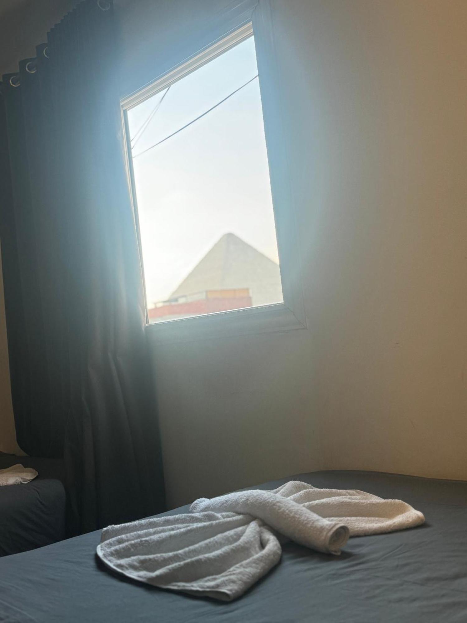 Pyramids And Sphinx Hotel Kafrat al Jabal Экстерьер фото