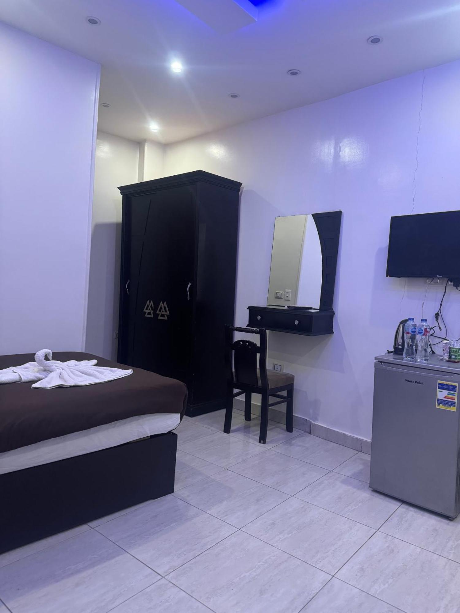 Pyramids And Sphinx Hotel Kafrat al Jabal Экстерьер фото